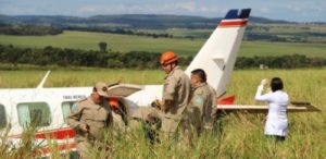 Avião pequeno cai em Itanhaém este domingo