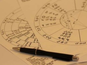 Horóscopo de Julho: saiba o que esperar com base no seu ascendente