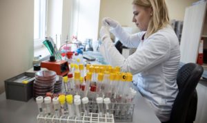 Polilaminina: entenda o que é, como funciona e o que ainda precisa ser comprovado