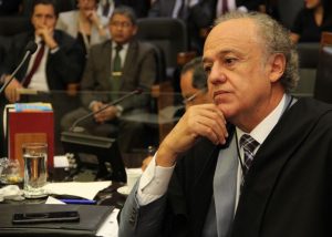 Vigiar e punir, com transparência e responsabilidade, por Dimas Ramalho