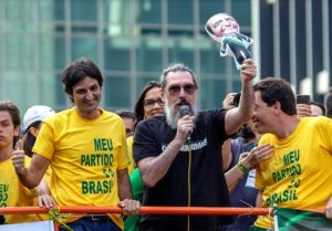 Política da empresa e não da ideologia