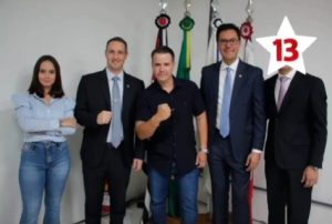 Thiago Brochi ataca Thiago Brasil: Nojo não representa a PM