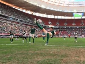 Palmeiras bate Vasco com gol inédito e zagueiro salvador