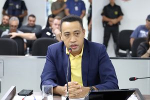 Levi Rossi discute melhorias na rodovia SP-304 com diretora do DER-SP