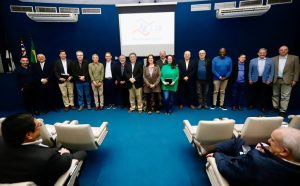 Álvaro Duarte é homenageado nos 120 anos do Instituto de Zootecnia