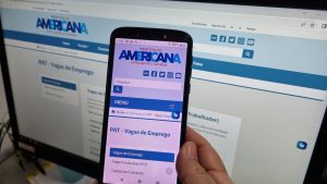 Ajudante de produção em destaque
