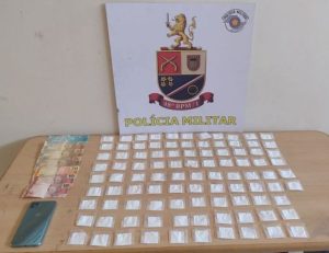Polícia prende dois por tráfico de drogas em bairros de Sumaré