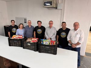 Americana: Fundo Social recebe 2 toneladas de alimentos do Encontro de Carros Antigos