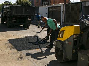 DAE de Santa Bárbara intensifica reparos no asfalto
