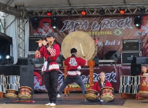 Cultura Japa vem a Americana com Rock e cosplay 