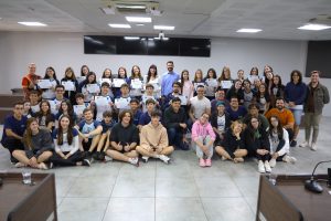 Câmara Jovem: alunos da EE Profª Sinésia Martini e Politec participam