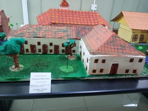 Exposição na Biblioteca exibe maquetes de patrimônios históricos de Americana