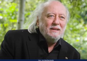 Húngaro László Krasznahorkai leva o Nobel de Literatura 2025