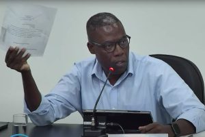 Nova Odessa: vereadores convocam secretários pra explicar corrida e emenda