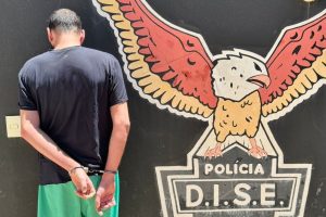 Procurado por estupr0 