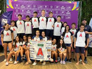 nadadores - americana