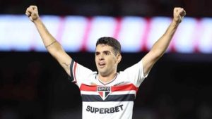 Americanense Oscar avalia possibilidade de 'pendurar as chuteiras' após susto