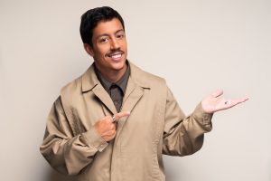 Santa Barbara recebe o humorista Renato Albani 