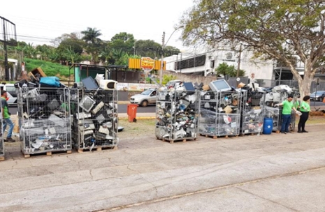 Passo a passo para descartar corretamente seus eletroeletrônicos