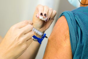 Vacinação contra a gripe em Santa Bárbara já soma 41,5 mil doses aplicadas