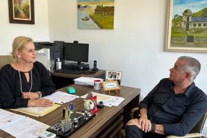 Marcos Caetano discute atuação da Delegacia da Mulher em Americana