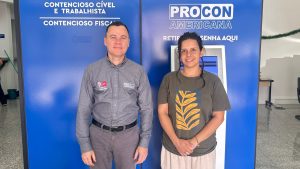 Profª Juliana discute água e protocolo “Não se cale” em reunião no Procon