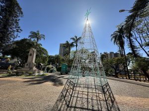 Americana inaugura decoração de Natal e programação especial nesta sexta às 19h