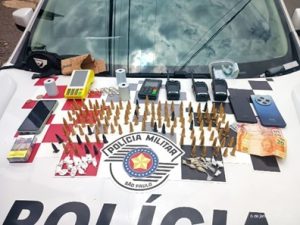 10 presos por tráfico de drogas, roubo, furto e receptação na região