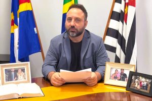 Prefeito assina ordem de serviço para iniciar obras da Policlínica em Sumaré