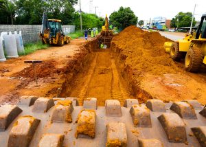 Pavimentação no Distrito Industrial de Cillo avança com obras de drenagem
