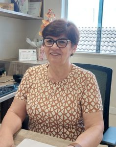 SEAAC inicia entrega de material escolar