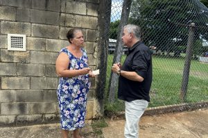 Marcos Caetano fiscaliza descarte irregular de lixo no bairro São Jerônimo
