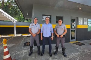 Brochi discute segurança e mobilidade com comandante da Polícia Rodoviária