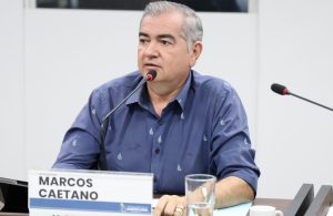 Marcos Caetano pede serviço de limpeza e roçagem no Parque Gramado