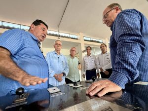 Chico Sardelli assina ordem de serviço para modernização das ETAs