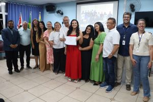 Jovens concluem curso e recebem certificados em Hortolândia