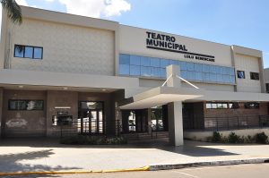 Bruna Louise apresenta o show “Meus 15 Anos” neste dia 26 em Americana