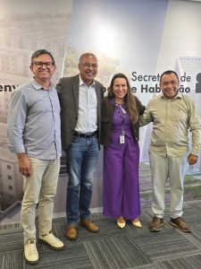 Zezé reforça parcerias para regularização fundiária e mais casas em Hortolândia