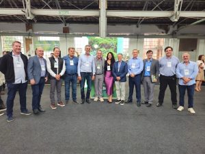 Nova Odessa fortalece parcerias e debate reforma tributária em evento