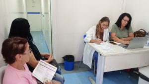 Carreta de mamografia reforça atendimento à saúde da mulher em Sumaré