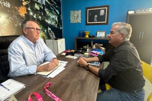 Marcos Caetano discute melhorias para região do Parque Gramado com Odir