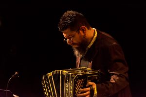 Sumaré recebe Maestro Argentino e Solista de Bandoneón para concerto de Tango