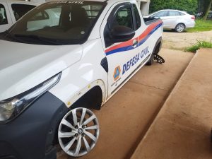 Furto em pátio no IZ em Nova Odessa: 8 baterias, 14 rodas e 14 pneus