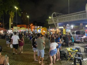 Feira Noturna de Nova Odessa tem atração musical nesta 5ª-feira