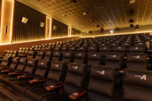 Cinema abre processo seletivo para vagas no Americana Shopping