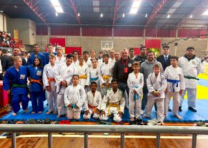 Judô de Santa Bárbara conquista 18 medalhas na 1ª Copa em Araras