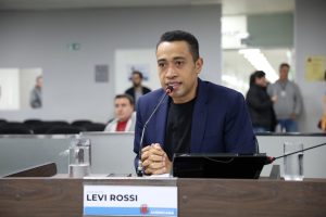 Levi Rossi quer reduzir acidentes de trânsito na Avenida do Compositor