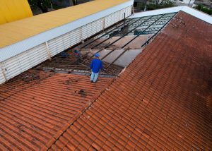 Prefeitura de Santa Bárbara executa novo telhado na EMEI "Profª Elvira Valente"