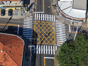 Cruzamento movimentado em Hortolândia ganha semáforo e sinalização