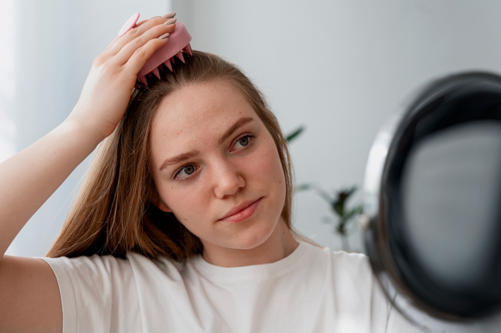 Emagreceu com a caneta e o cabelo afinou? Entenda